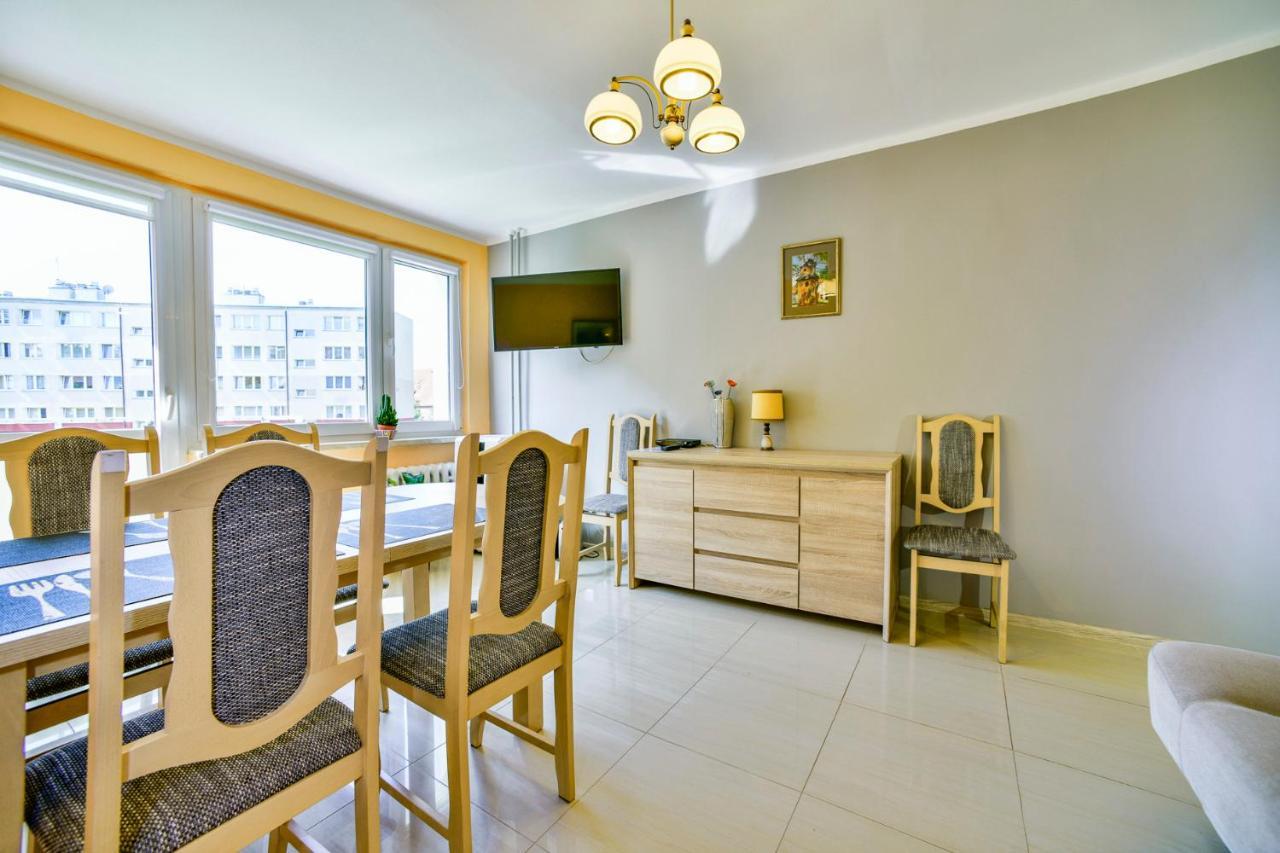 Apartment U Joli W Kolobrzegu Podczele - 2 Sypialnie, 50m2, Wifi I Parking Za Darmo! *